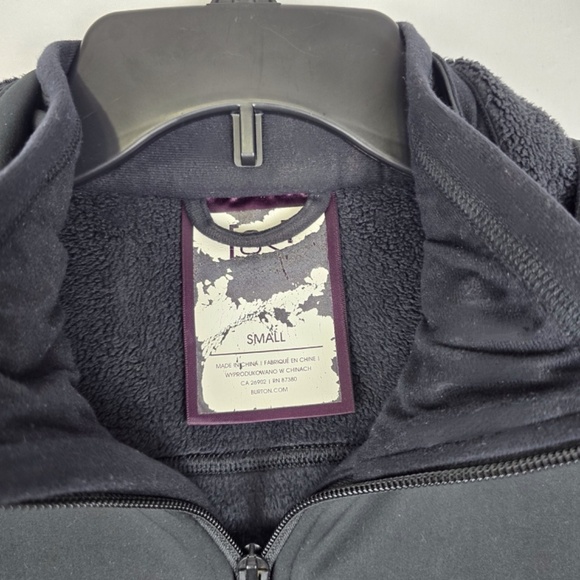 Burton AK Roll Softshell Dryride Jacket - Women's Small- Black - Picture 9 of 12